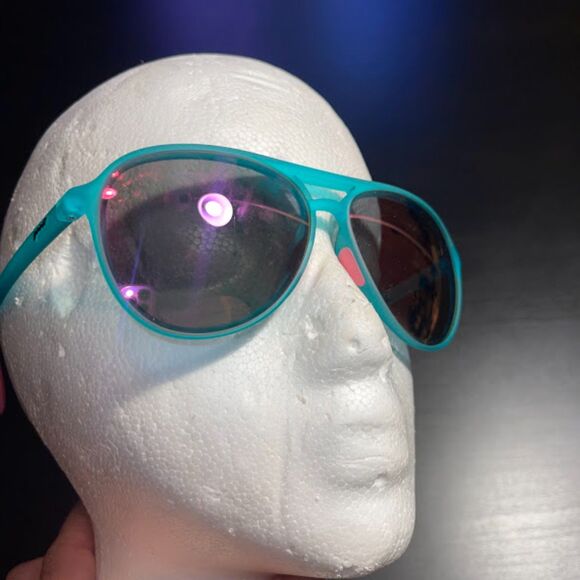 goodr Kitty Hawkers Mach G Aviator Sunglasses: Round Frame Light Blue Pink - Picture 2 of 3